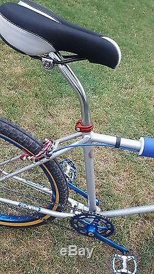 Vintage bicycle 1980 schwinn king sting bmx 26 cruiser