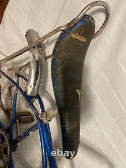 Vintage blue 1977 Schwinn stingray bicycle frame Chicago muscle bike? Retro Ray