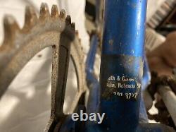 Vintage blue 1977 Schwinn stingray bicycle frame Chicago muscle bike? Retro Ray