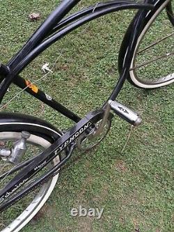 Vintage schwinn bicycle serial no EB15701 0n the drop off bar