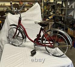 Vintage schwinn girls bike