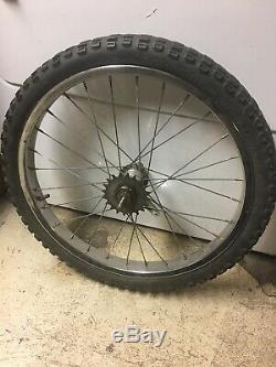 Vintage schwinn stingray 20 X2.125 Rear wheel