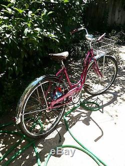 Vtg 60s Ladies Schwinn Hollywood Beach Cruiser Bicycle Survivor Magenta 100% Org