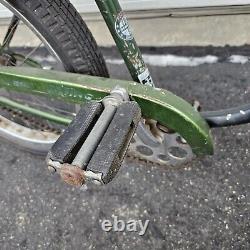 Vtg Schwinn Sting Ray Bicycle Green XMX Banana Seat Muscle Bike Pea Picker Retro